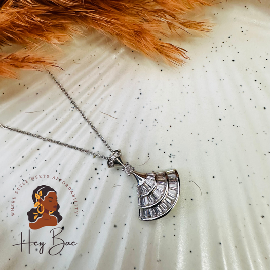 Fan Shape Pendant Necklace – Stylish Crystal Chain for Women