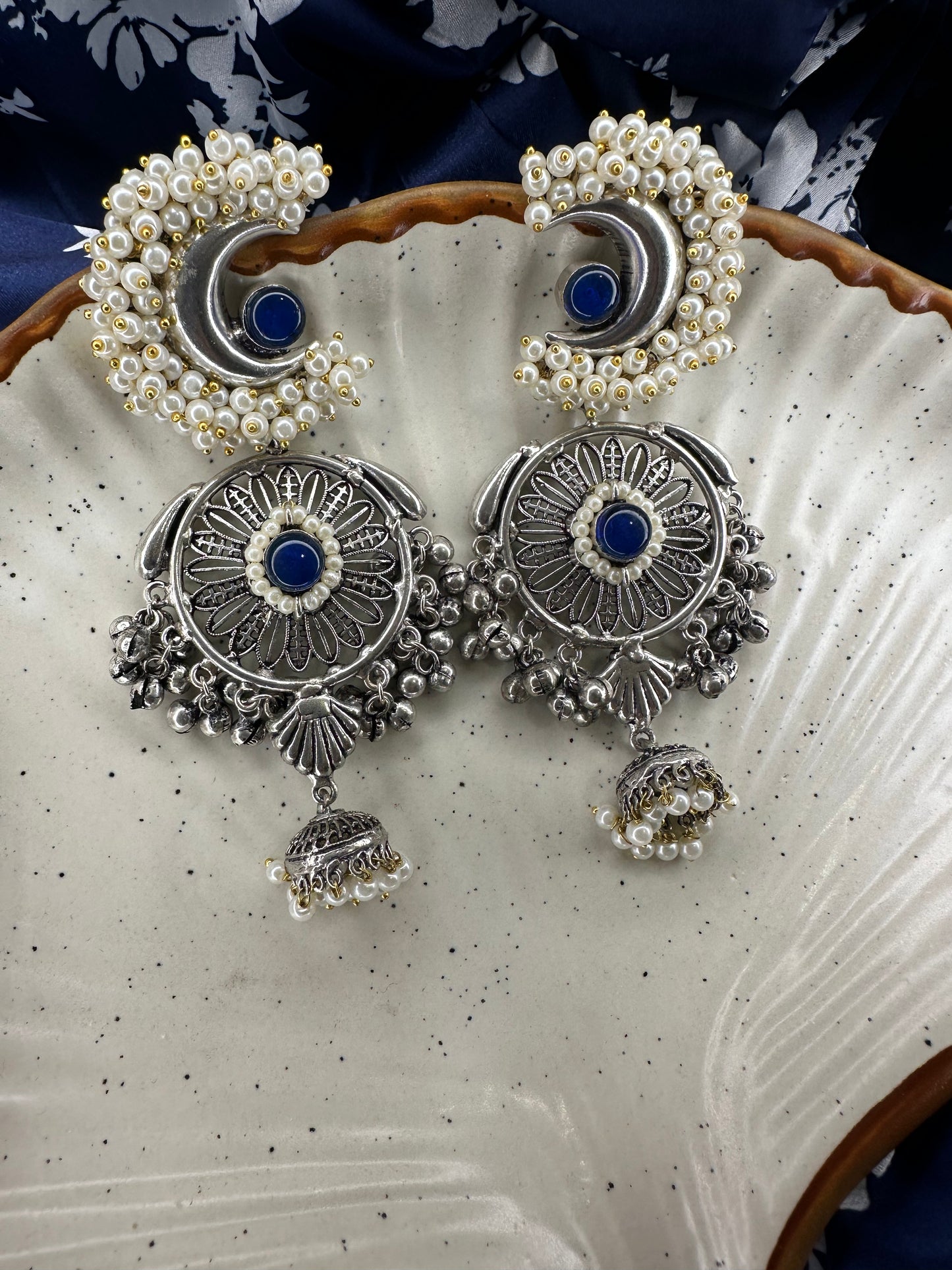 antique-gray-oxidized-silver-earring