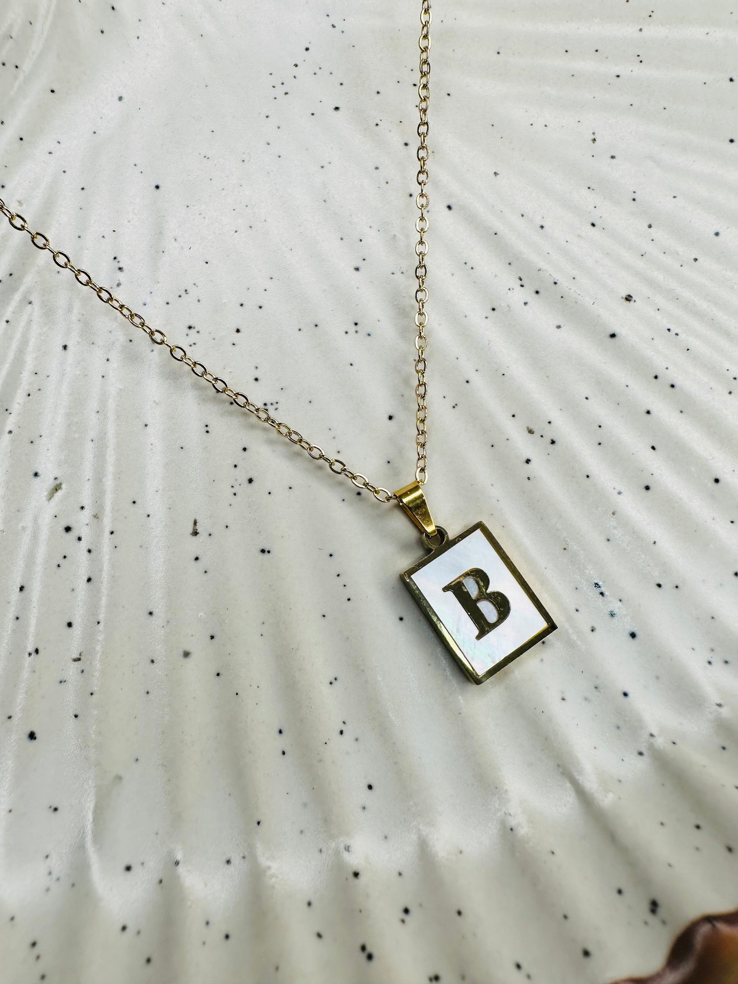Alphabet Pendant Necklace gAlden anti tarnish alphabet B