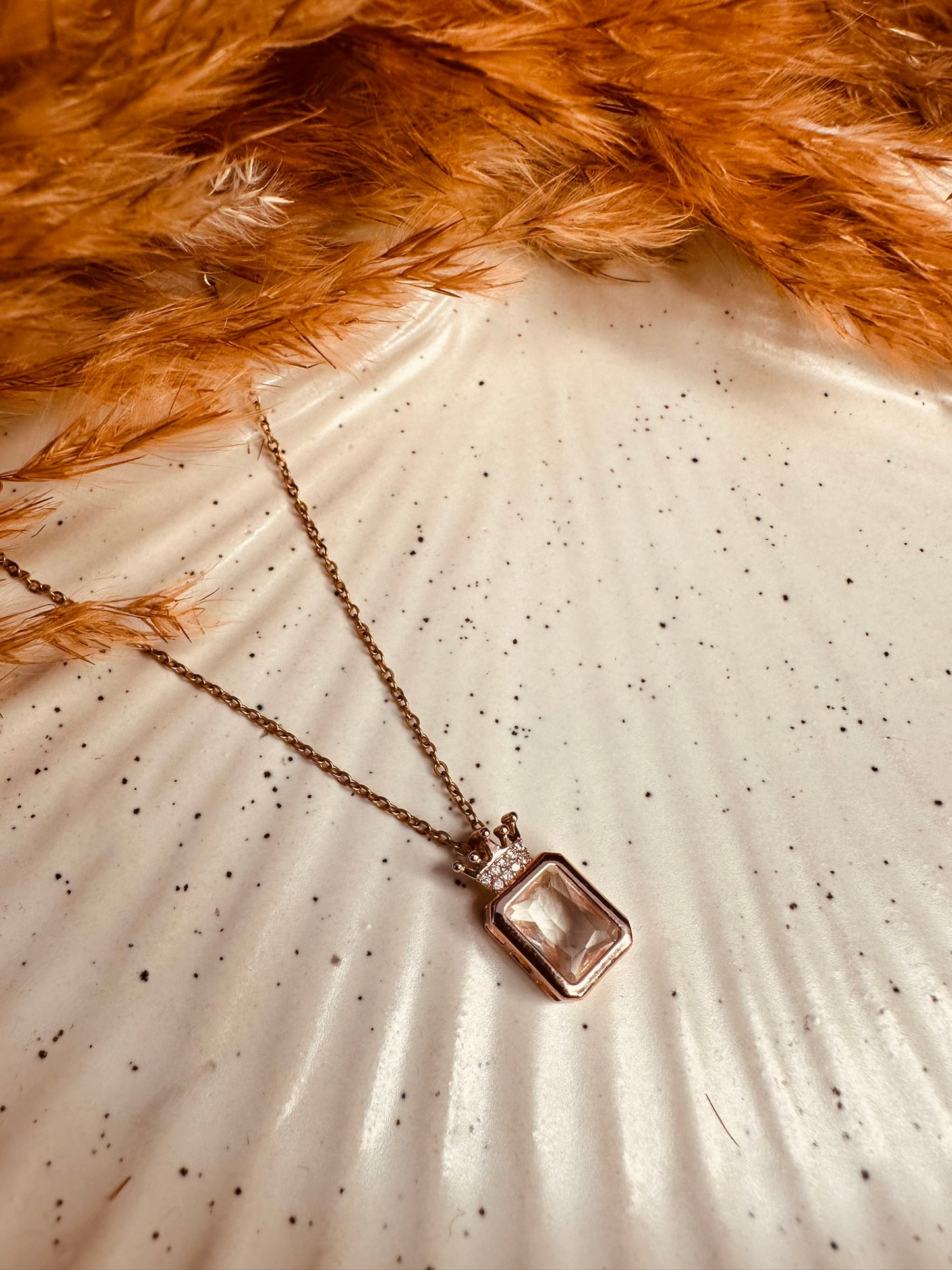 Solitaire Pendant Necklace – Rose Gold Crystal Chain for Women