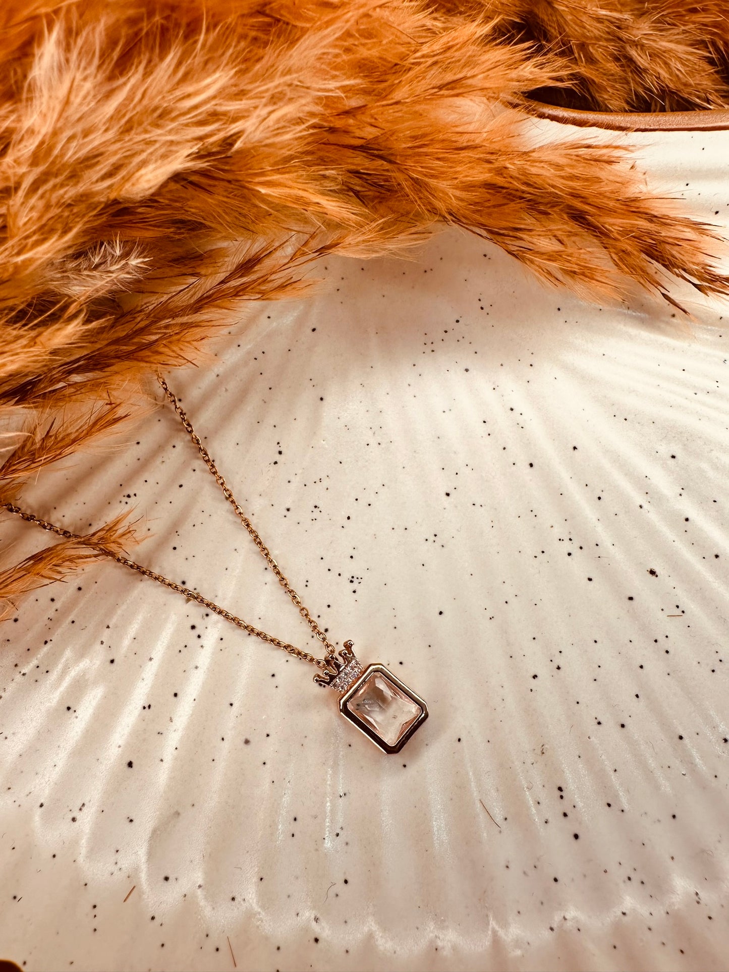 Solitaire Pendant Necklace – Rose Gold Crystal Chain for Women