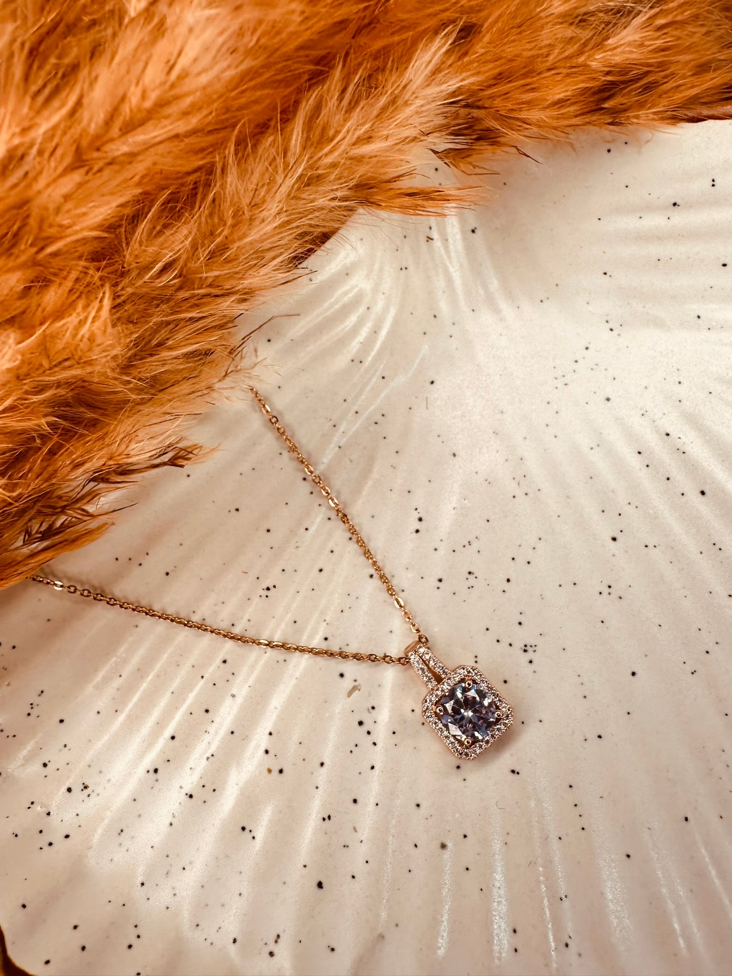 Solitaire Pendant Necklace – Rose Gold Crystal Chain for Women