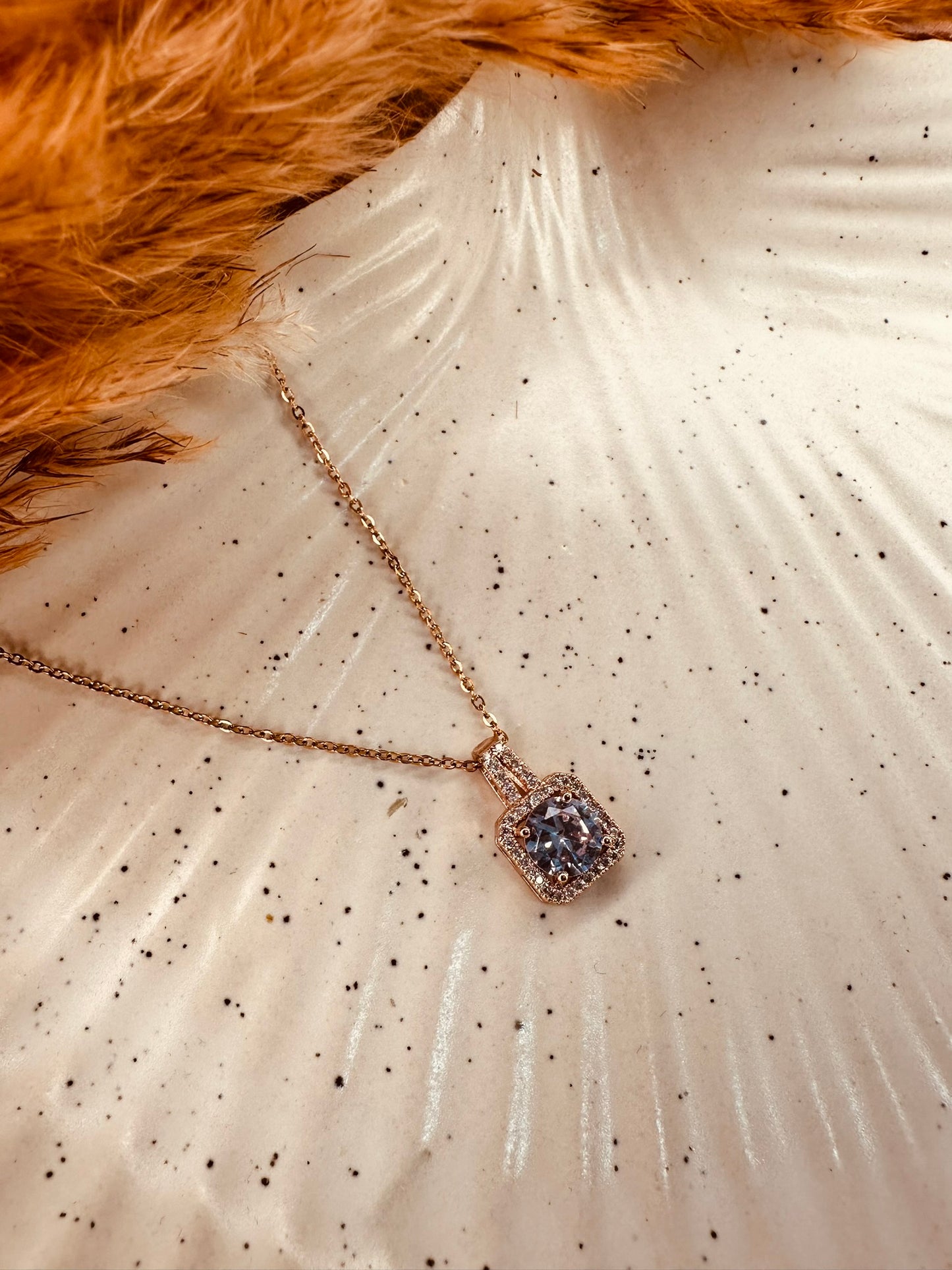 Solitaire Pendant Necklace – Rose Gold Crystal Chain for Women