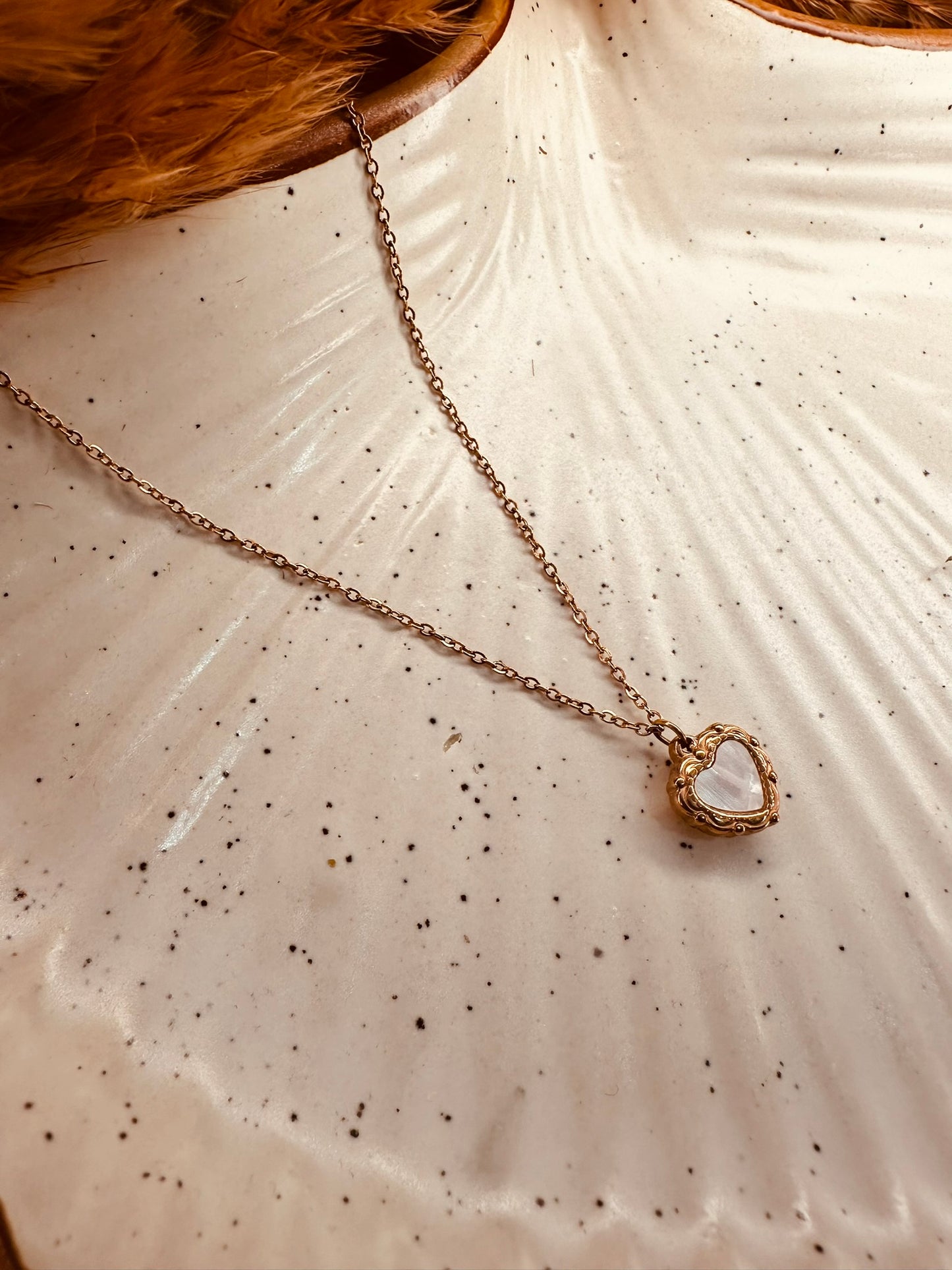 Heart Pendant Necklace – Dainty Gold Chain with Pearl Heart