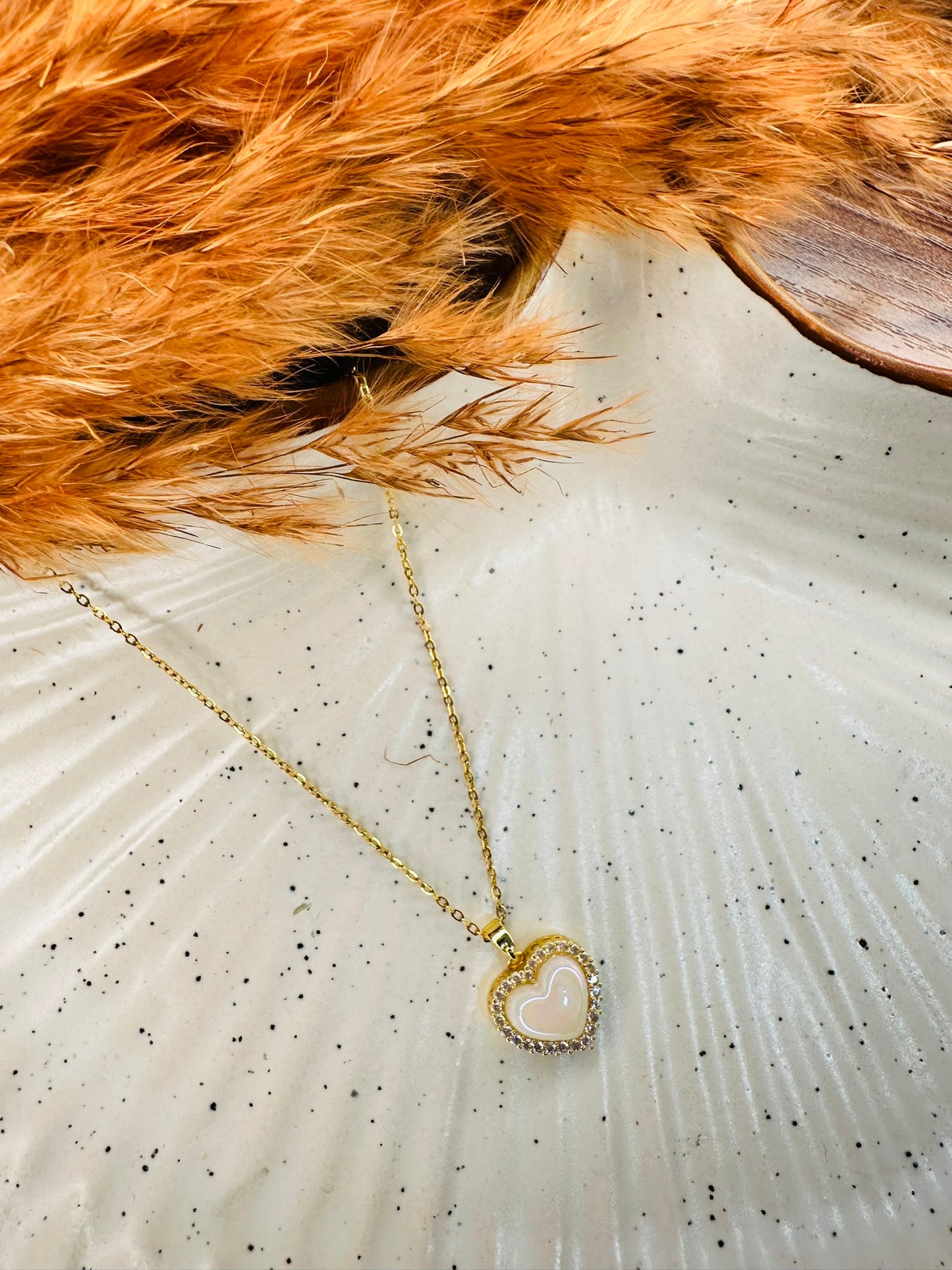 Heart Pendant Necklace – Dainty Gold Chain with Pearl Heart