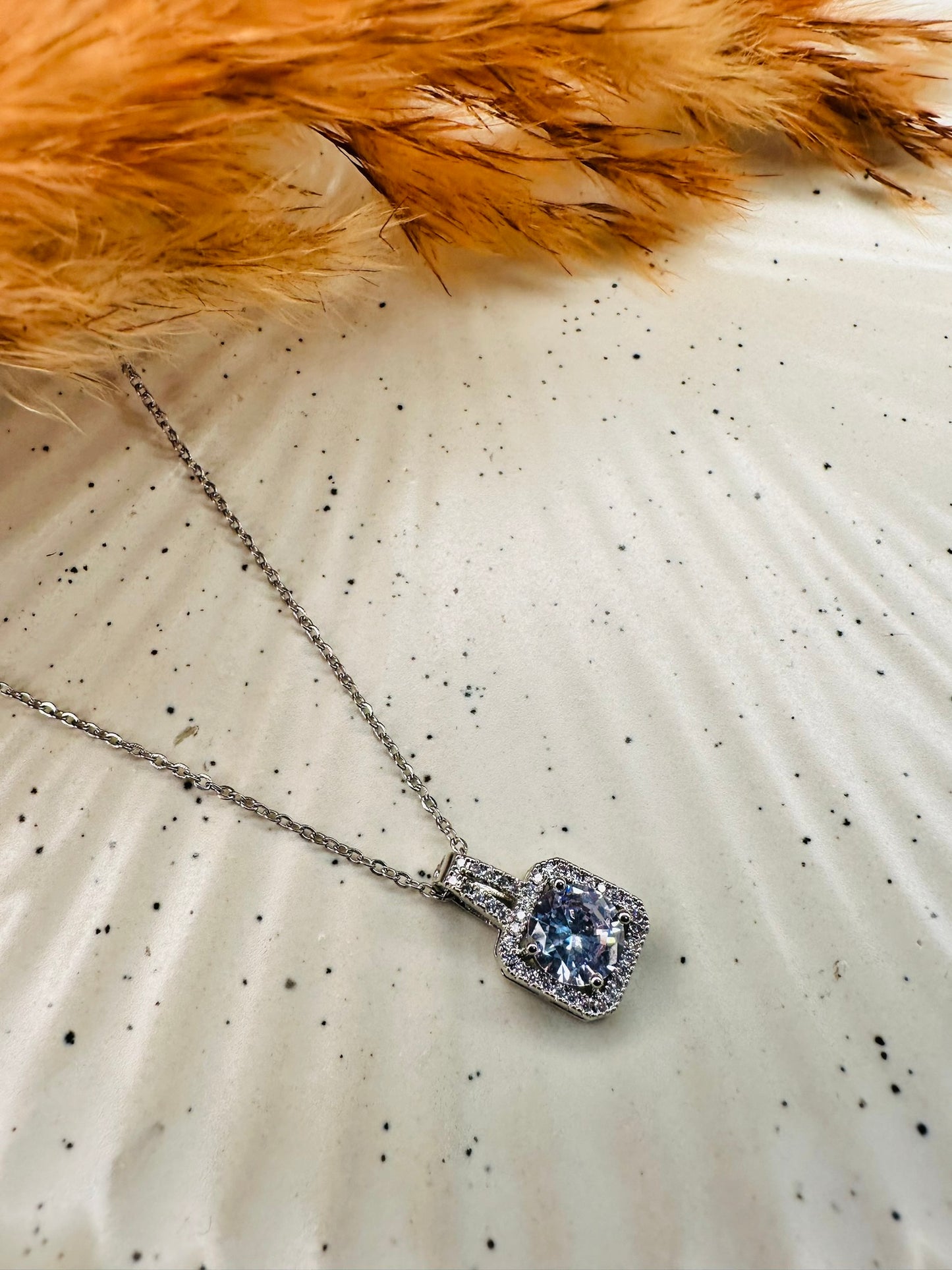 Solitaire Pendant Necklace – Rose Gold Crystal Chain for Women