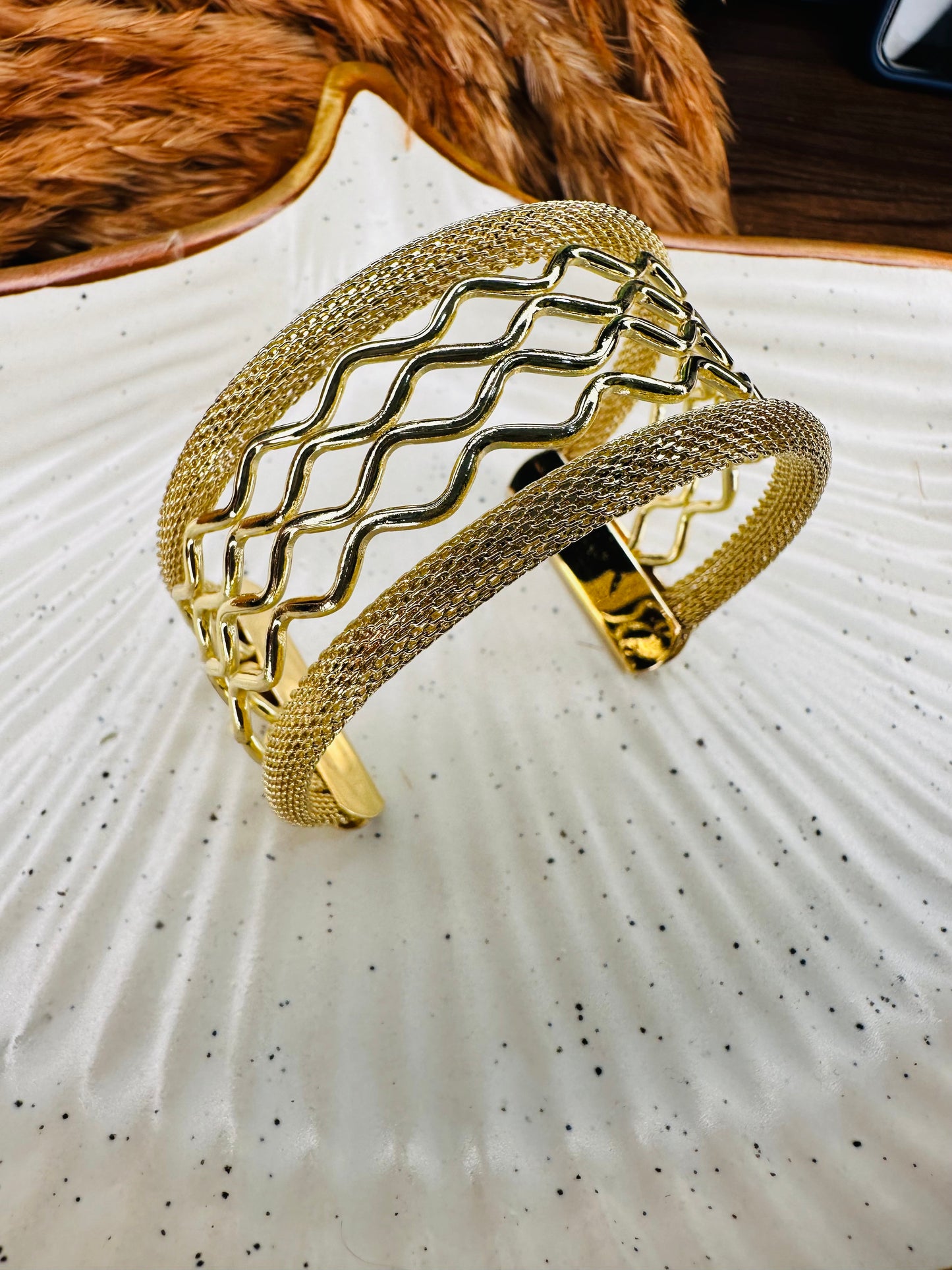 Wavy Gold Cuff Bracelet for Women – Statement Adjustable Bangle