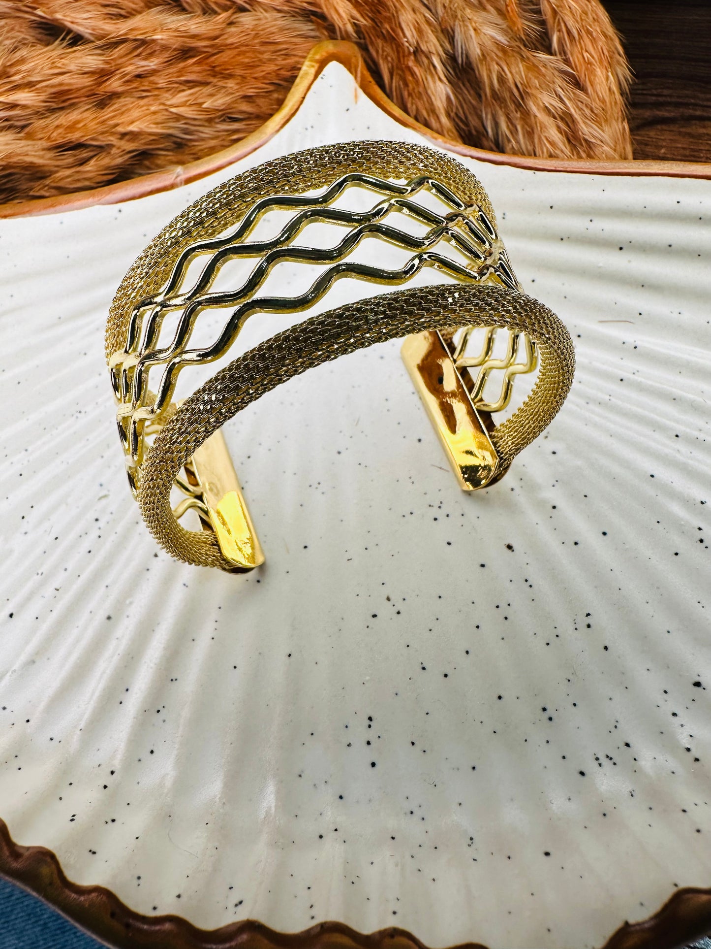 Wavy Gold Cuff Bracelet for Women – Statement Adjustable Bangle