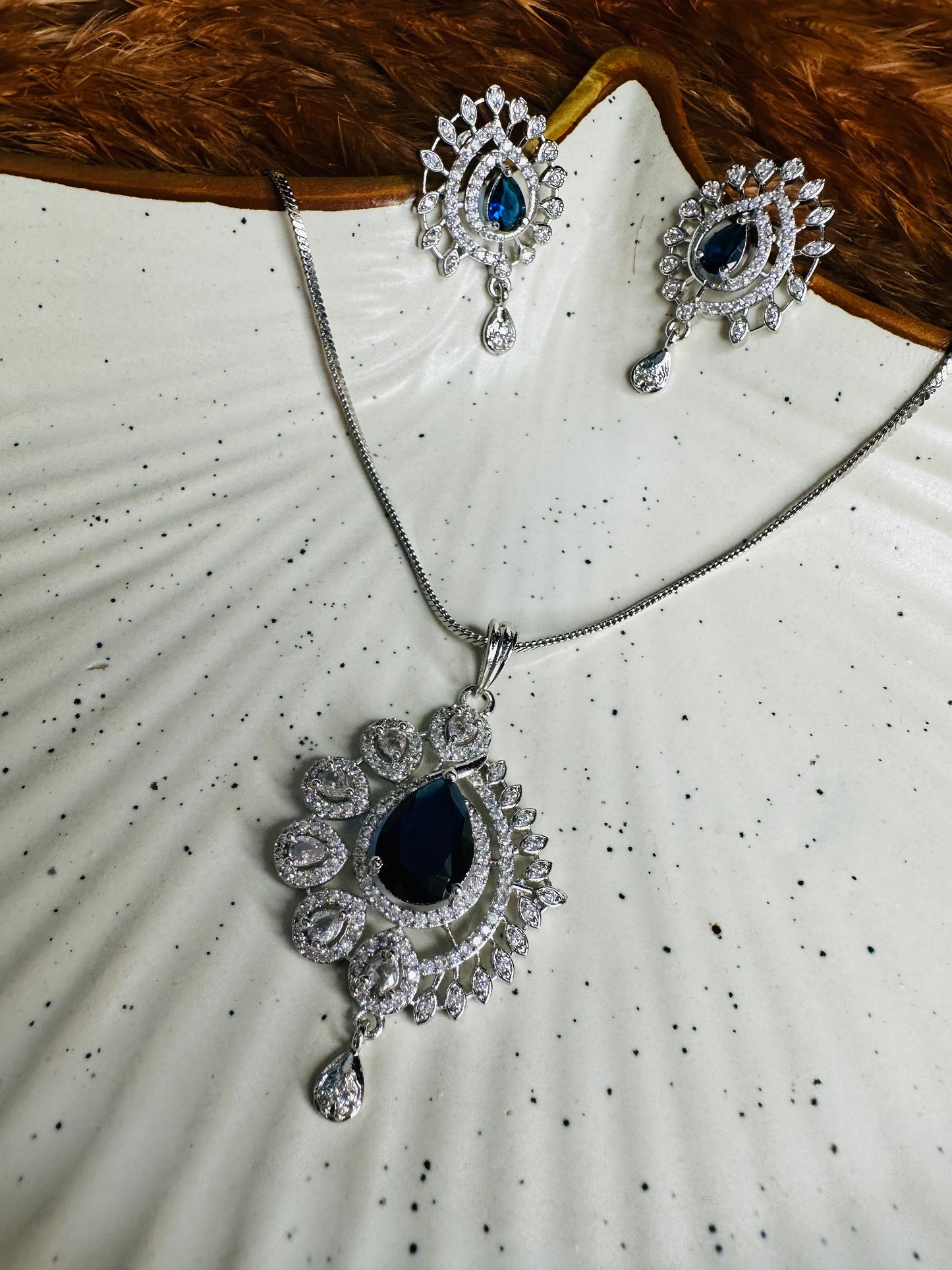HeyBae AD Necklace Set with Blue Stones – Silver Plated