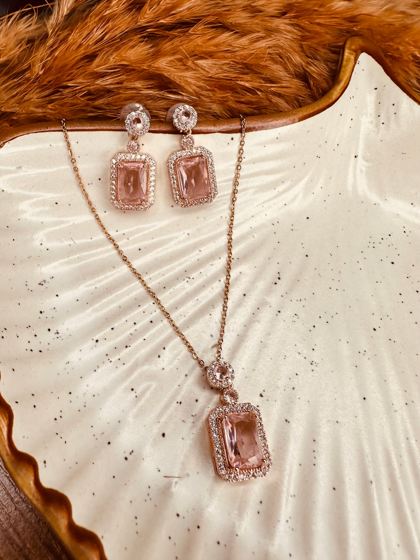 Rose Gold Rectangle Pendant Necklace Earrings Set – Heybae