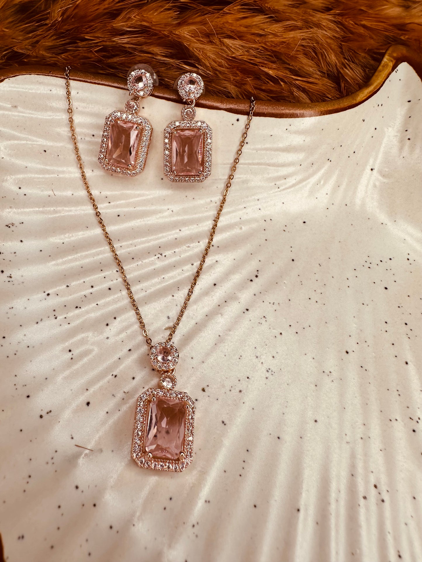 Rose Gold Rectangle Pendant Necklace Earrings Set – Heybae