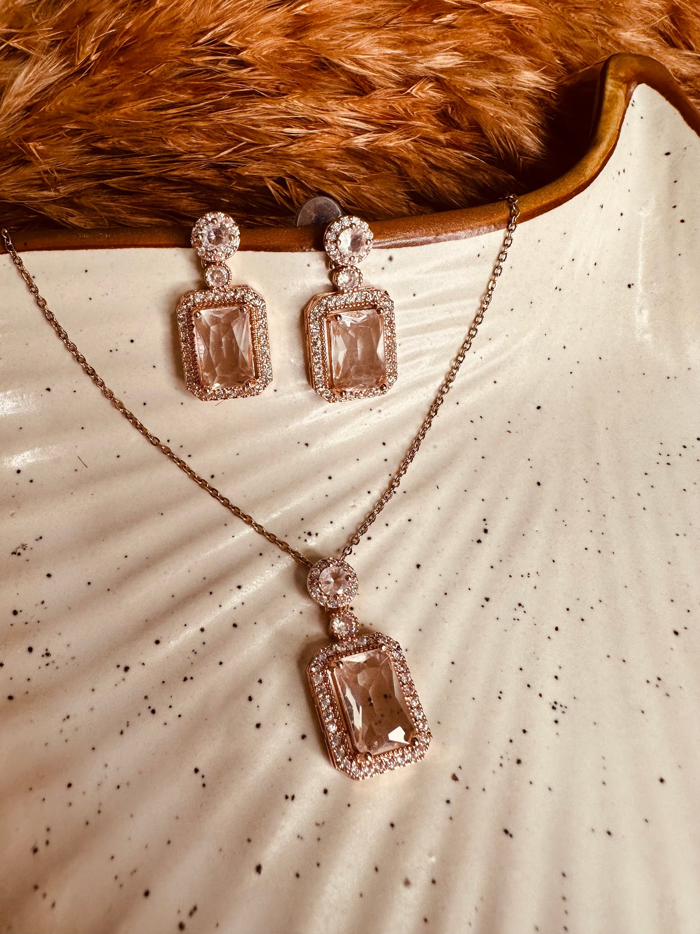 Rose Gold Rectangle Pendant Necklace Earrings Set – Heybae