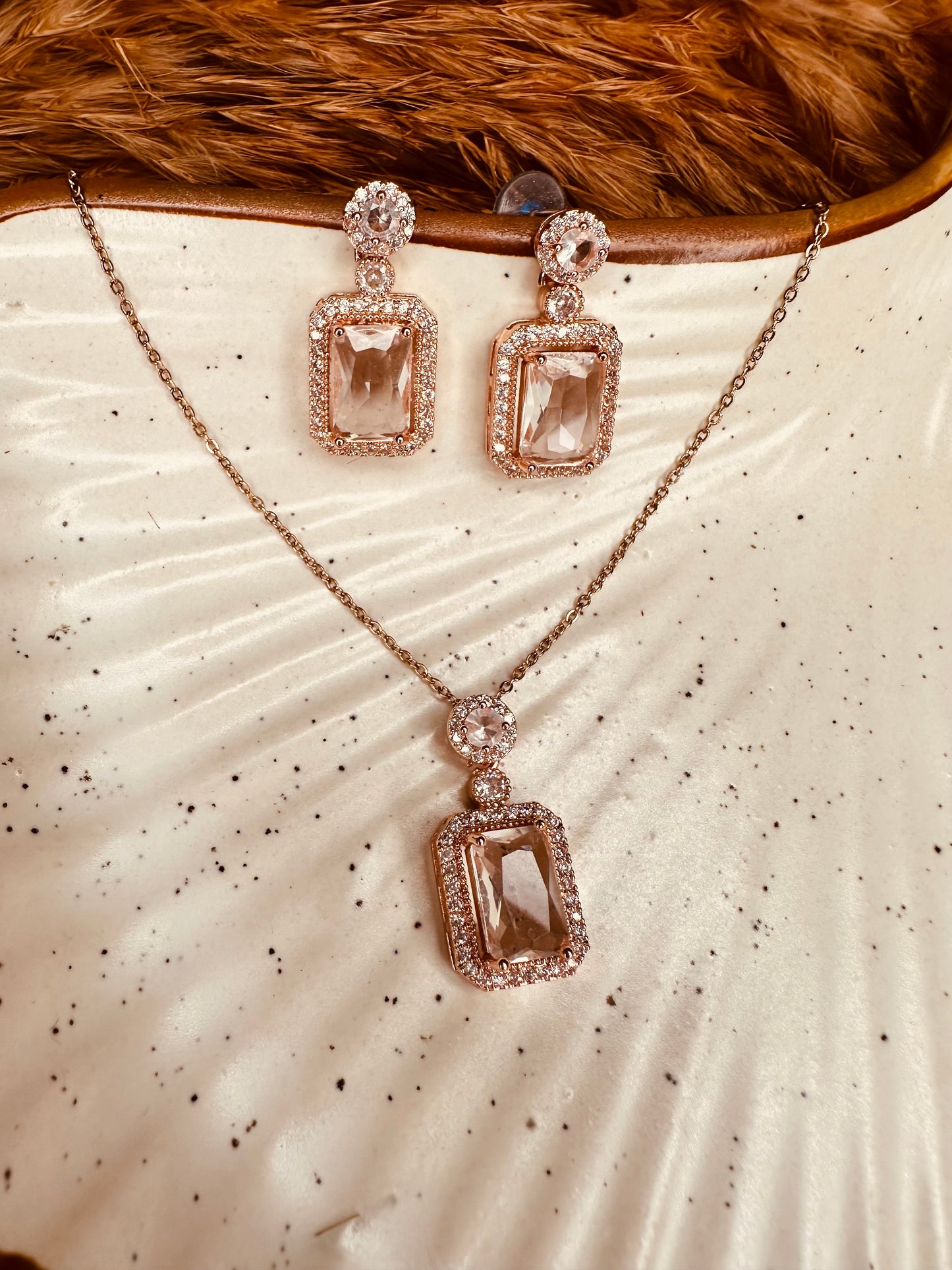 Rose Gold Rectangle Pendant Necklace Earrings Set – Heybae