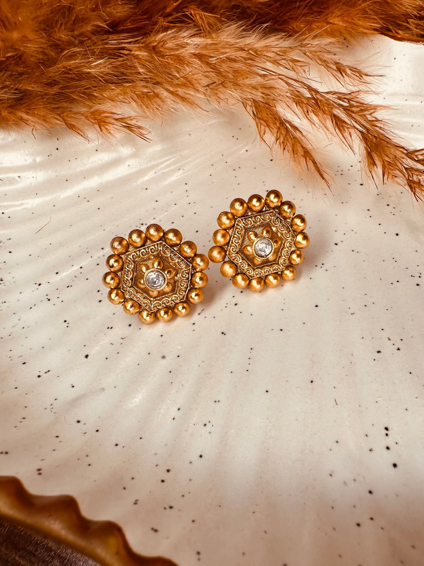 HeyBae Ethnic Kundan Big Stud Earrings – Gold Plated