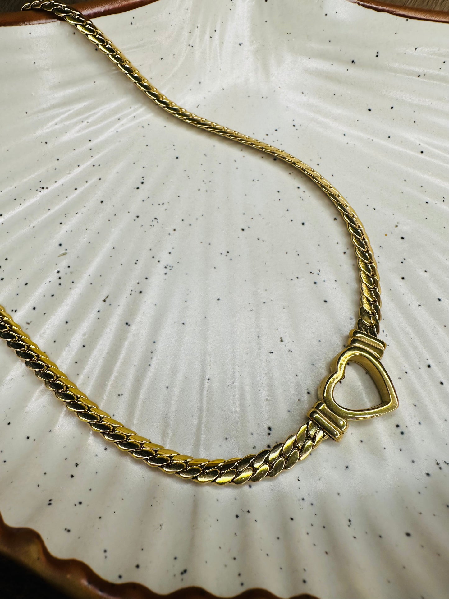 Golden Heart Chain Necklace – Chunky Statement Choker for Women