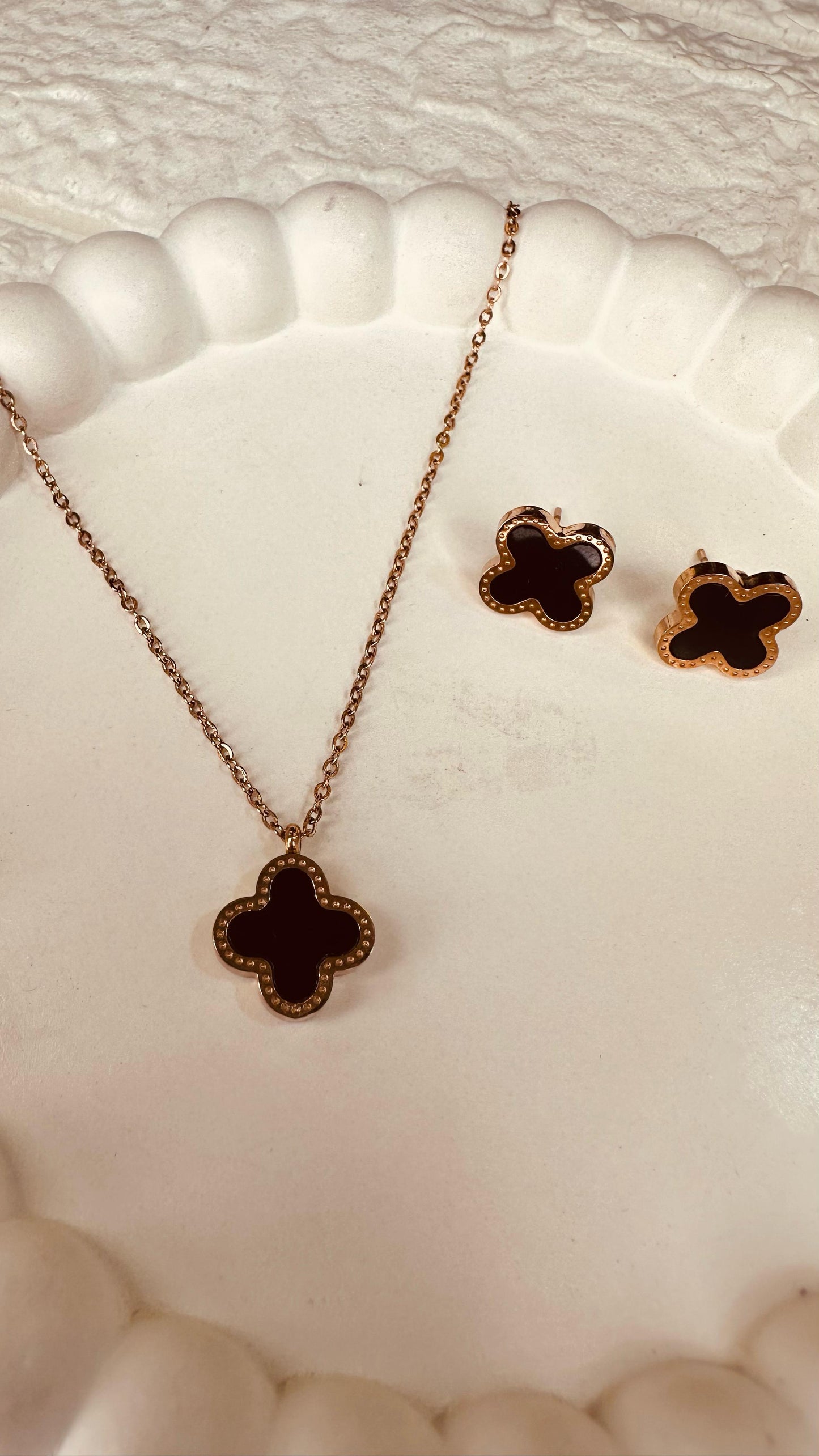 Black Clover Pendant Necklace Set – Earrings & Pendant Combo for Women