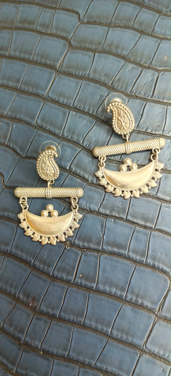 Heer Chandbali Earrings