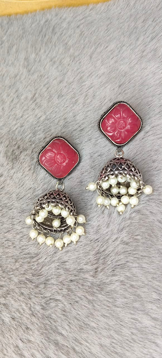 Gulnaar Pearl Jhumkis