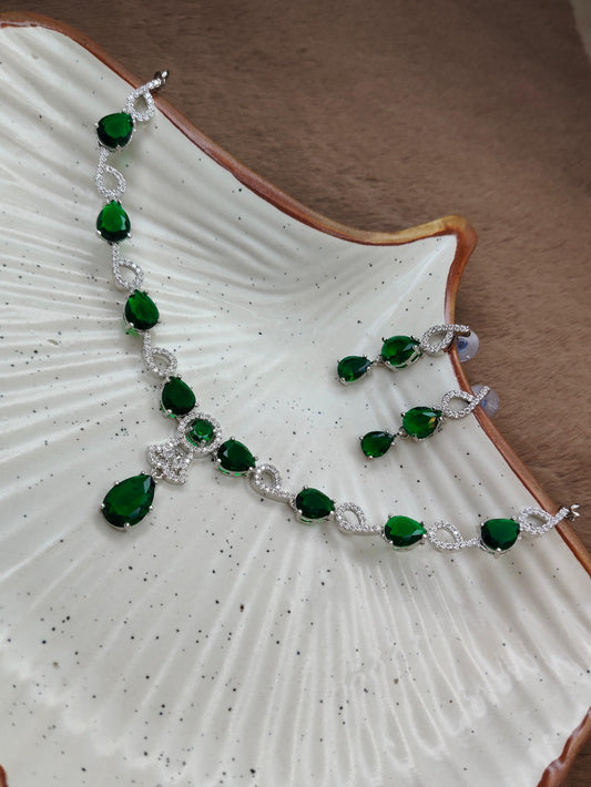 Meher Emerald Luxe Set