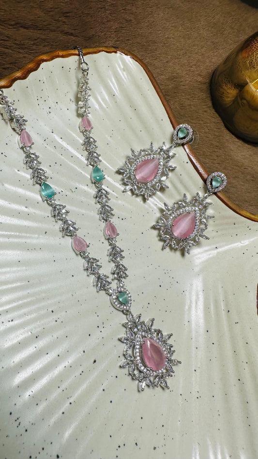 Aurora Blush Necklace Set