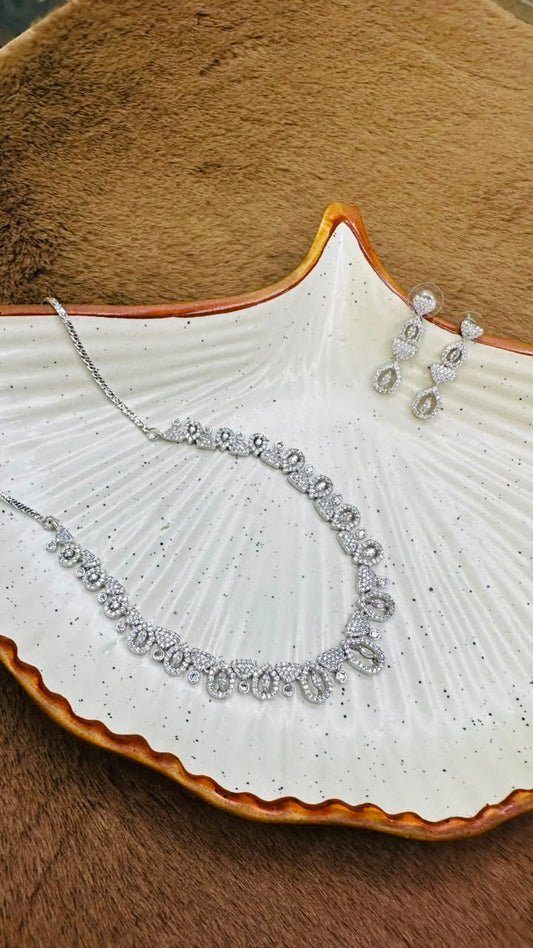 Elara Teardrop Crystal Necklace Set