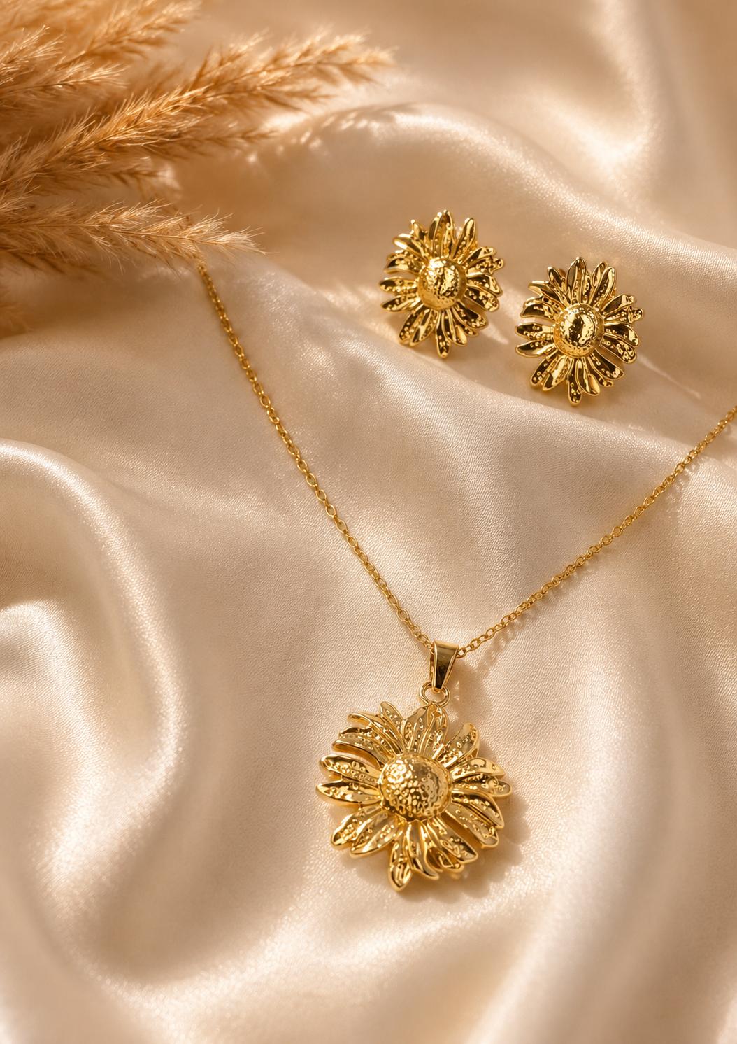 Celeste Bloom Necklace Set