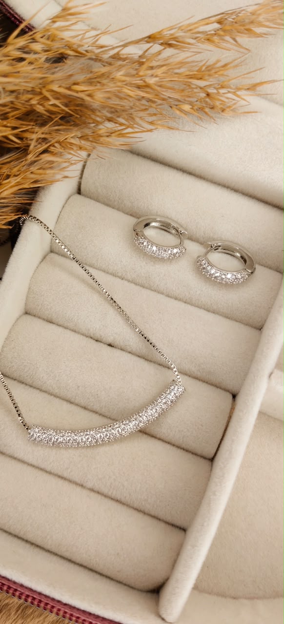 Silver Luxe Curve Necklace Earring Set