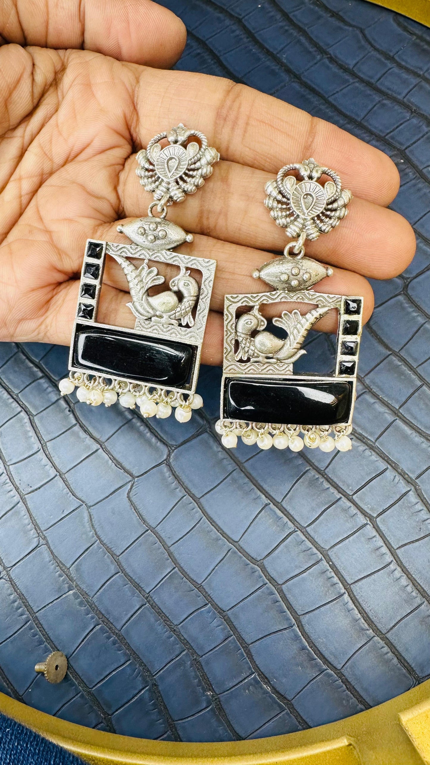 Shahi Mayuri Drops Earings