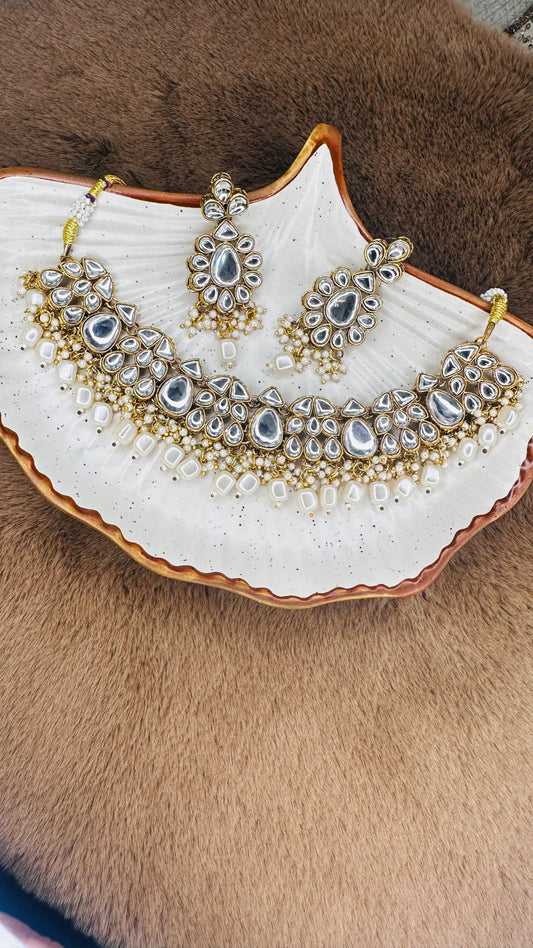 Hey Bae White Kundan Pearl Set with Maang Tikka & Jhumka Earrings – Handcrafted Ethnic Gold Plated Bridal Jewelry