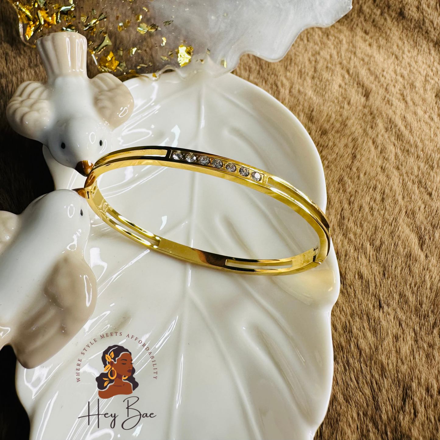 Flat lay display of HeyBae Elegant AD Sleek Bracelet – minimalist anti-tarnish jewellery
