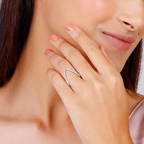 HeyBae Adjustable Rings styled on hand – everyday wear jewelry for women