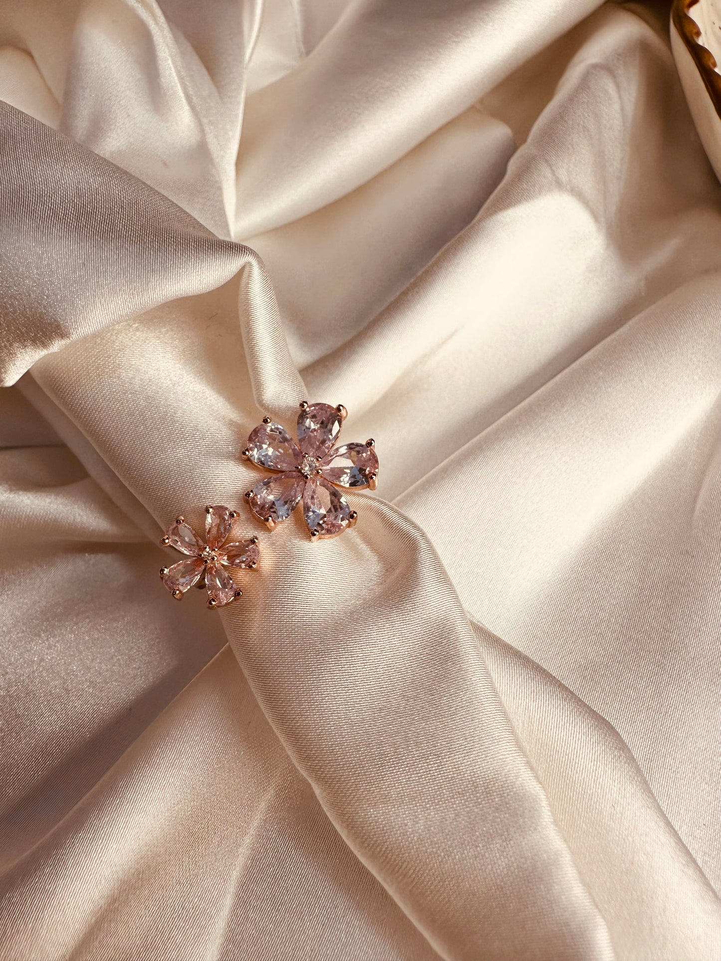 HeyBae Adjustable Rose Gold Flower Ring with American Diamonds โ stainless steel anti-tarnish womenโs jewelry