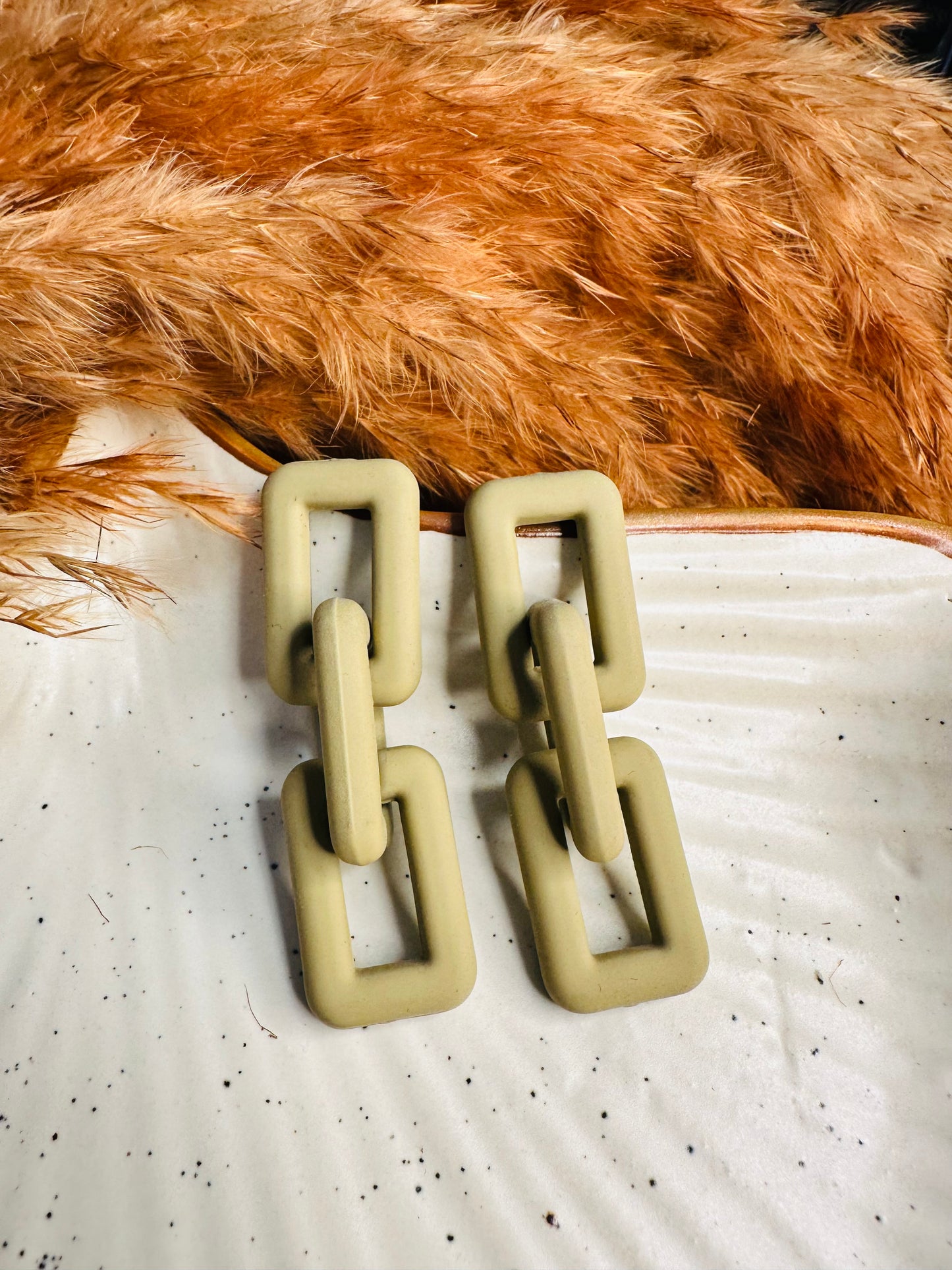 Front View of HeyBae Quirky Beige Chain Link Earrings for Women