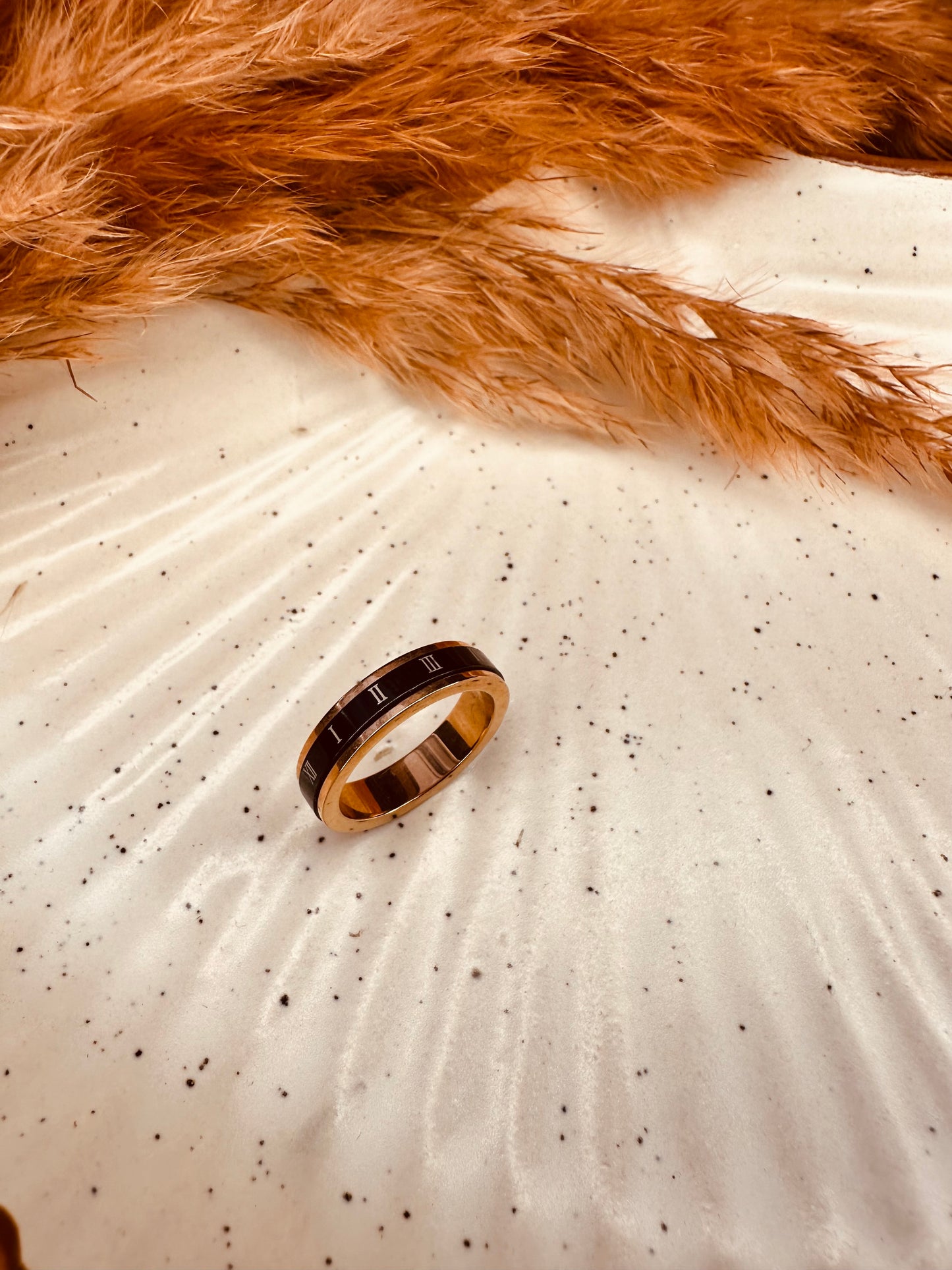HeyBae Dual Tone Anti-Tarnish Ring – Modern Rose Gold & Black Design