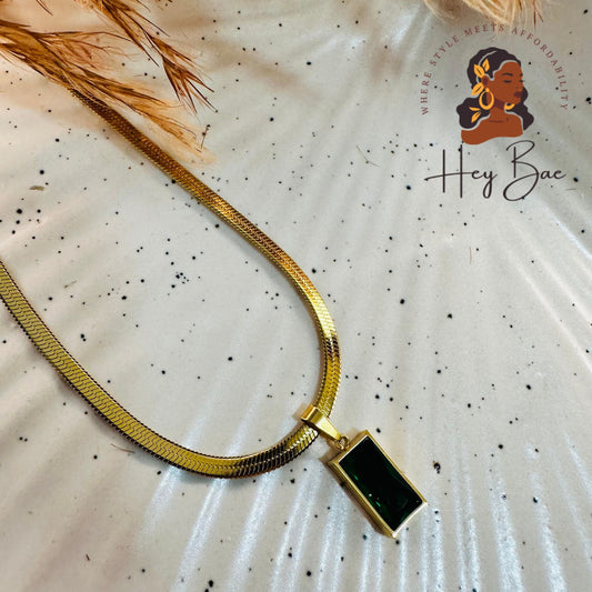 Close-up detailing of HeyBae Anti Tarnish Green Emerald Gold Plated Necklace