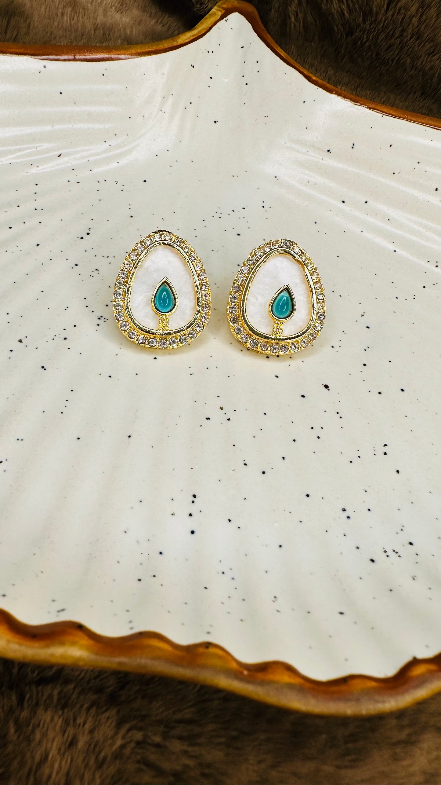 Hey Bae Maroon Kundan Pearl Necklace styled for festive wear