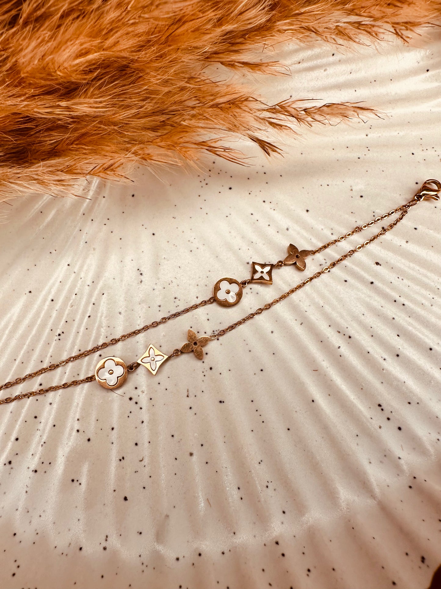 Luxury gold chain bracelet with HeyBae premium gift box