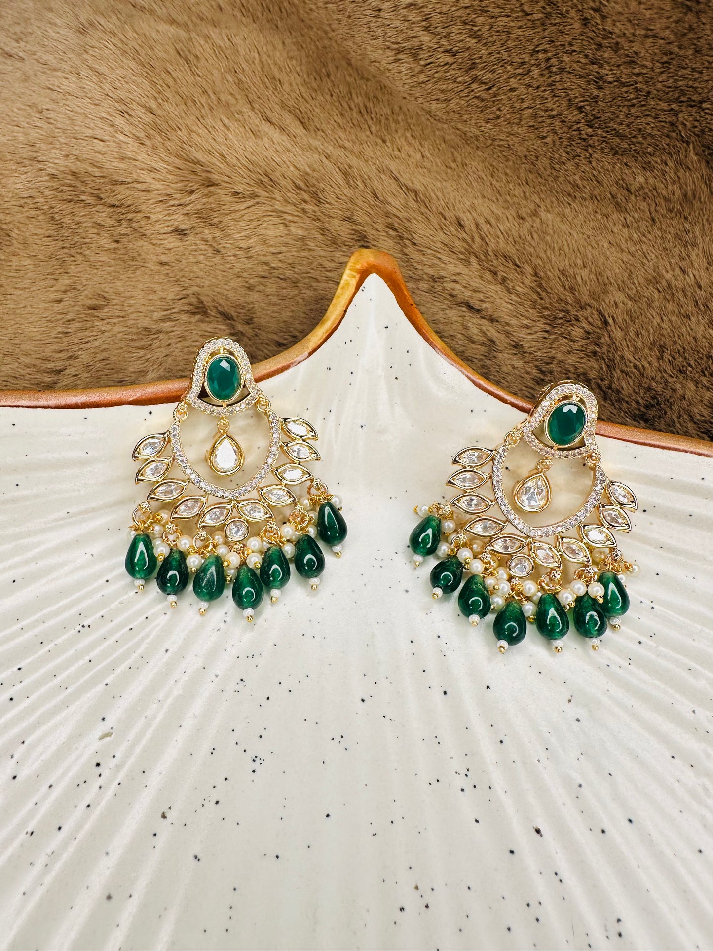 festive-green-moissanite-earrings
