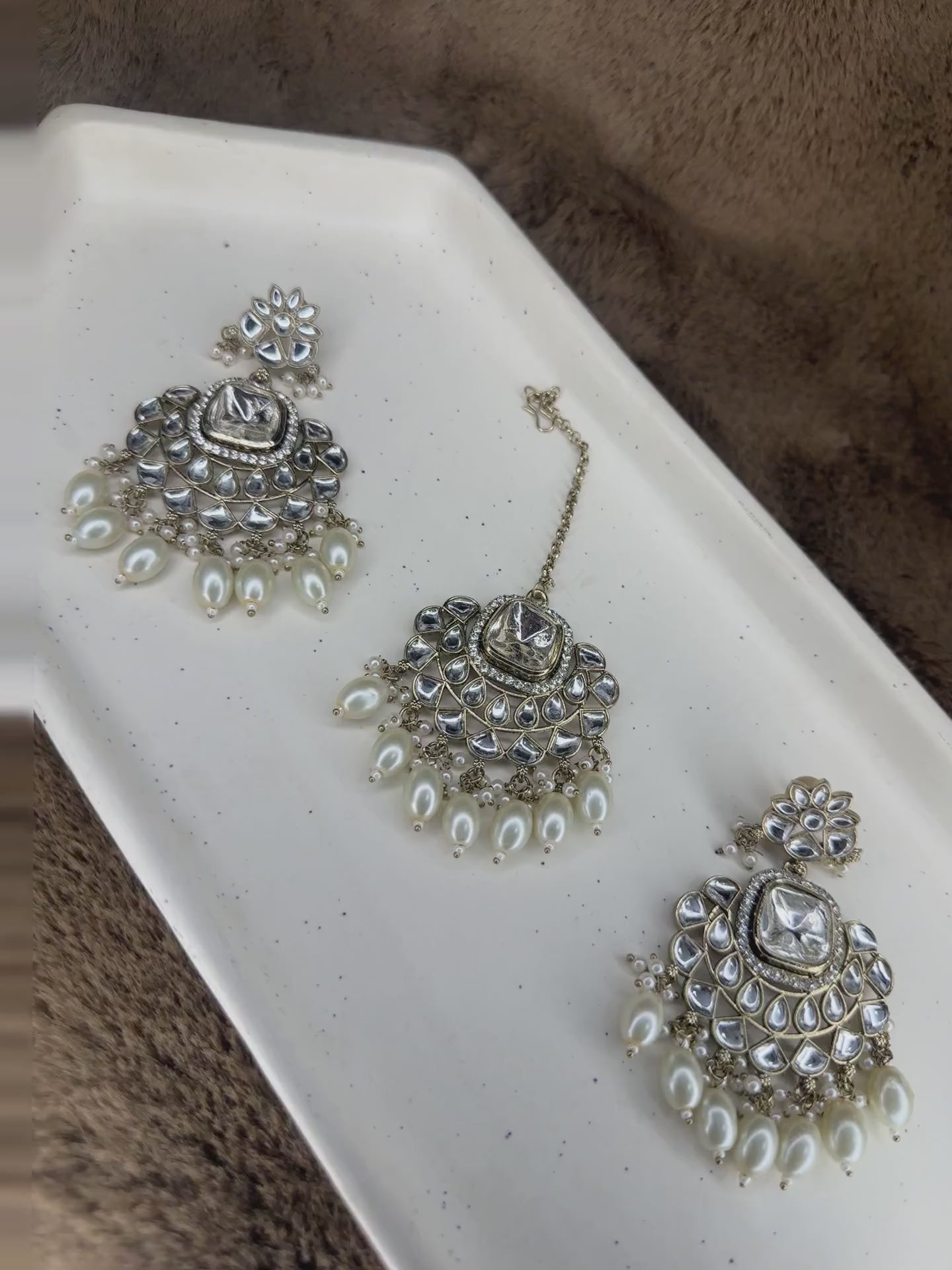 Kundan Pearl Set
