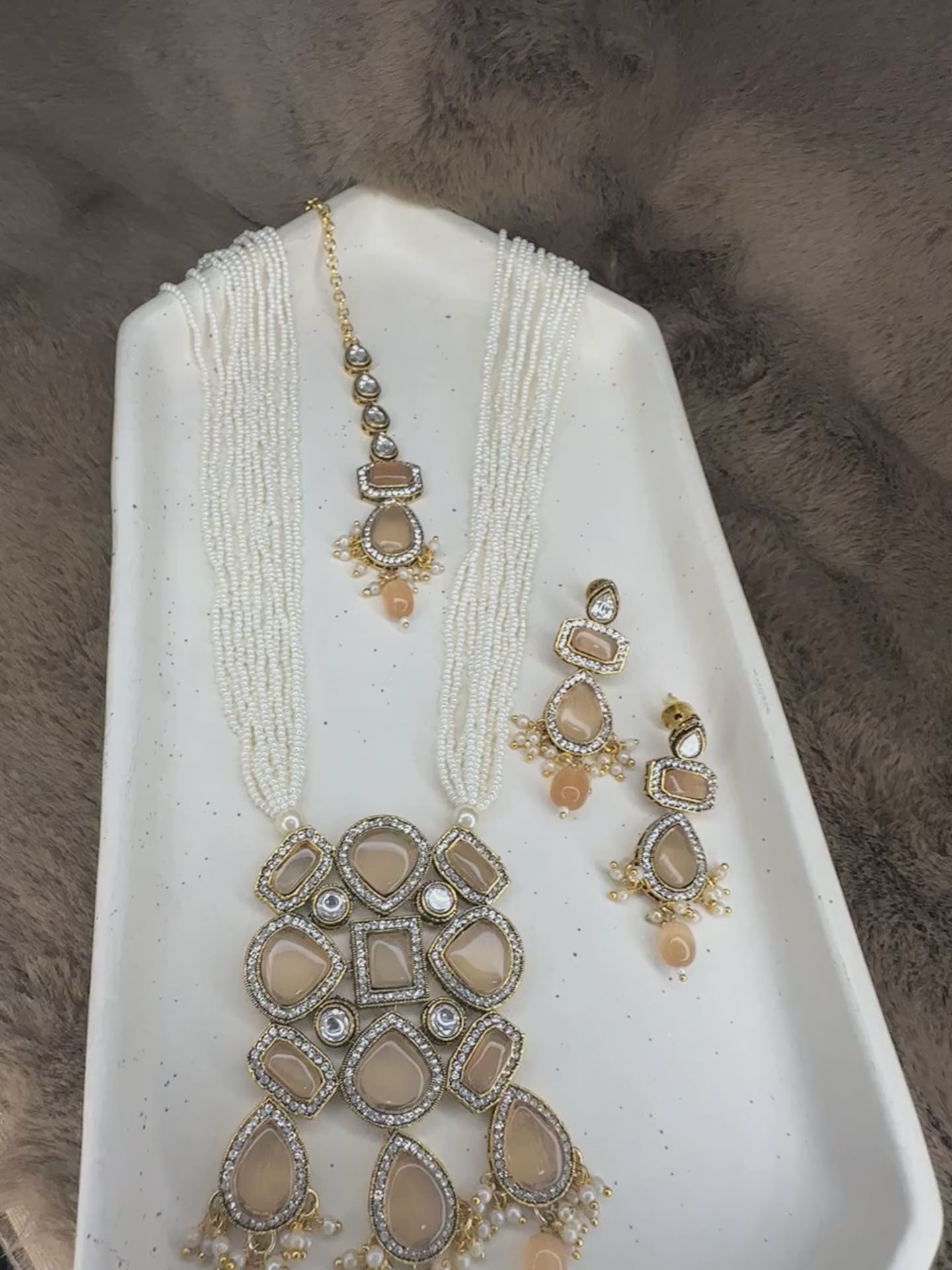 Full Bridal Set Layout