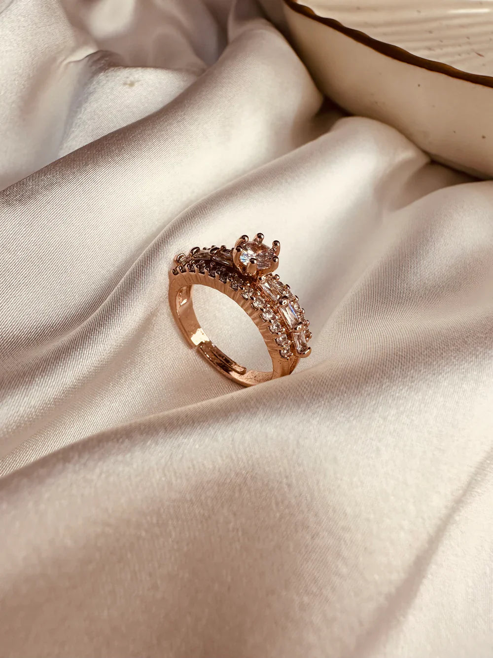 Premium designer jewellery for women: exclusive gold and enamel necklaces, art-inspired earrings, luxury bracelets, and sculptural statement rings—limited edition modern styles with world-class finish from Hey Bae.