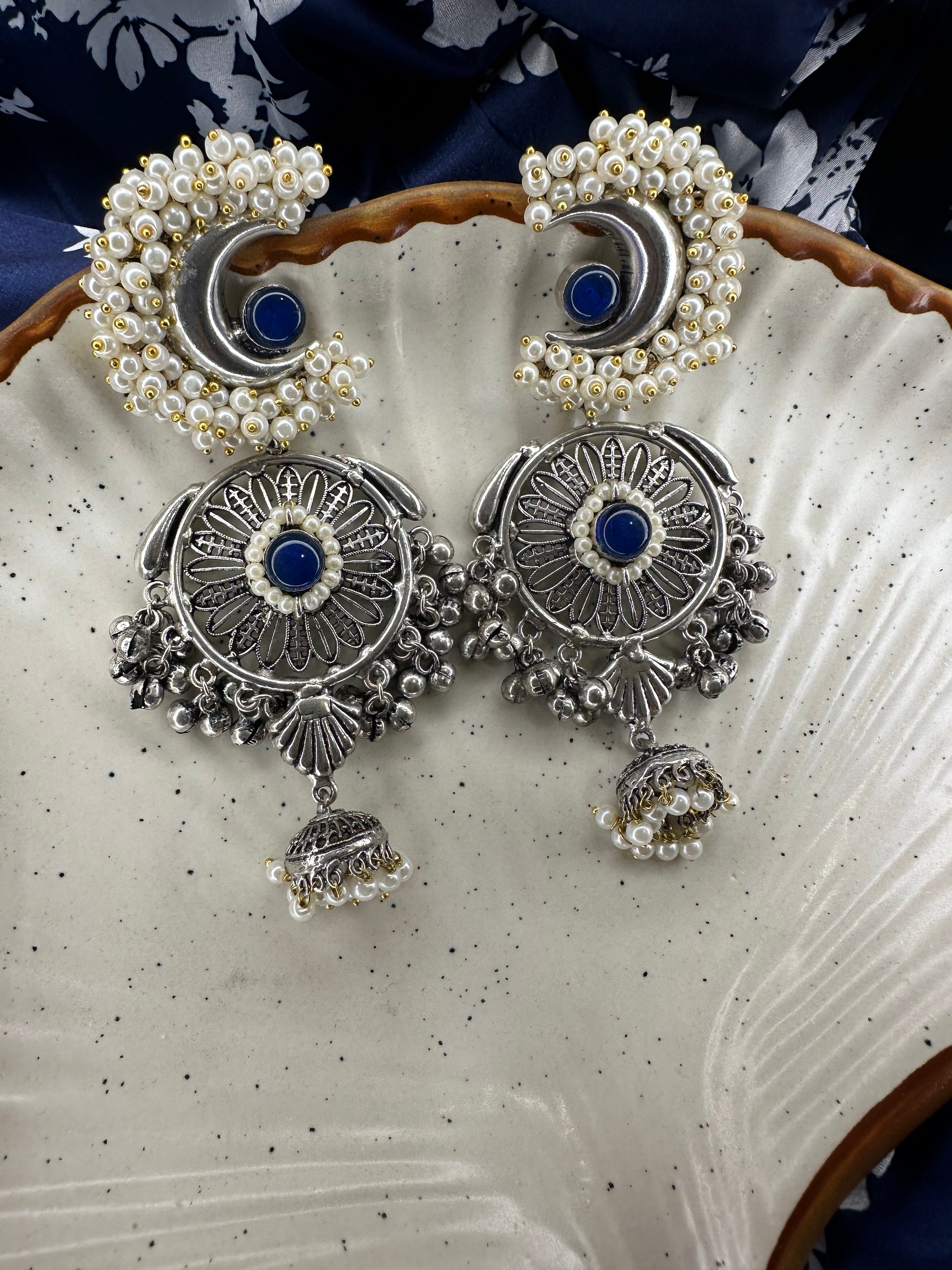 antique-gray-oxidized-silver-earring