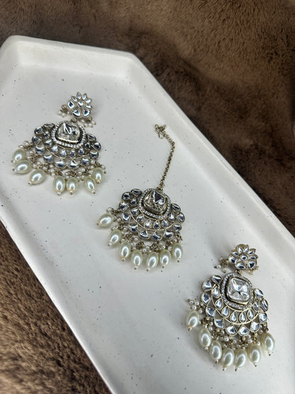 Earrings & Maang Tikka – Kundan Pearl Set