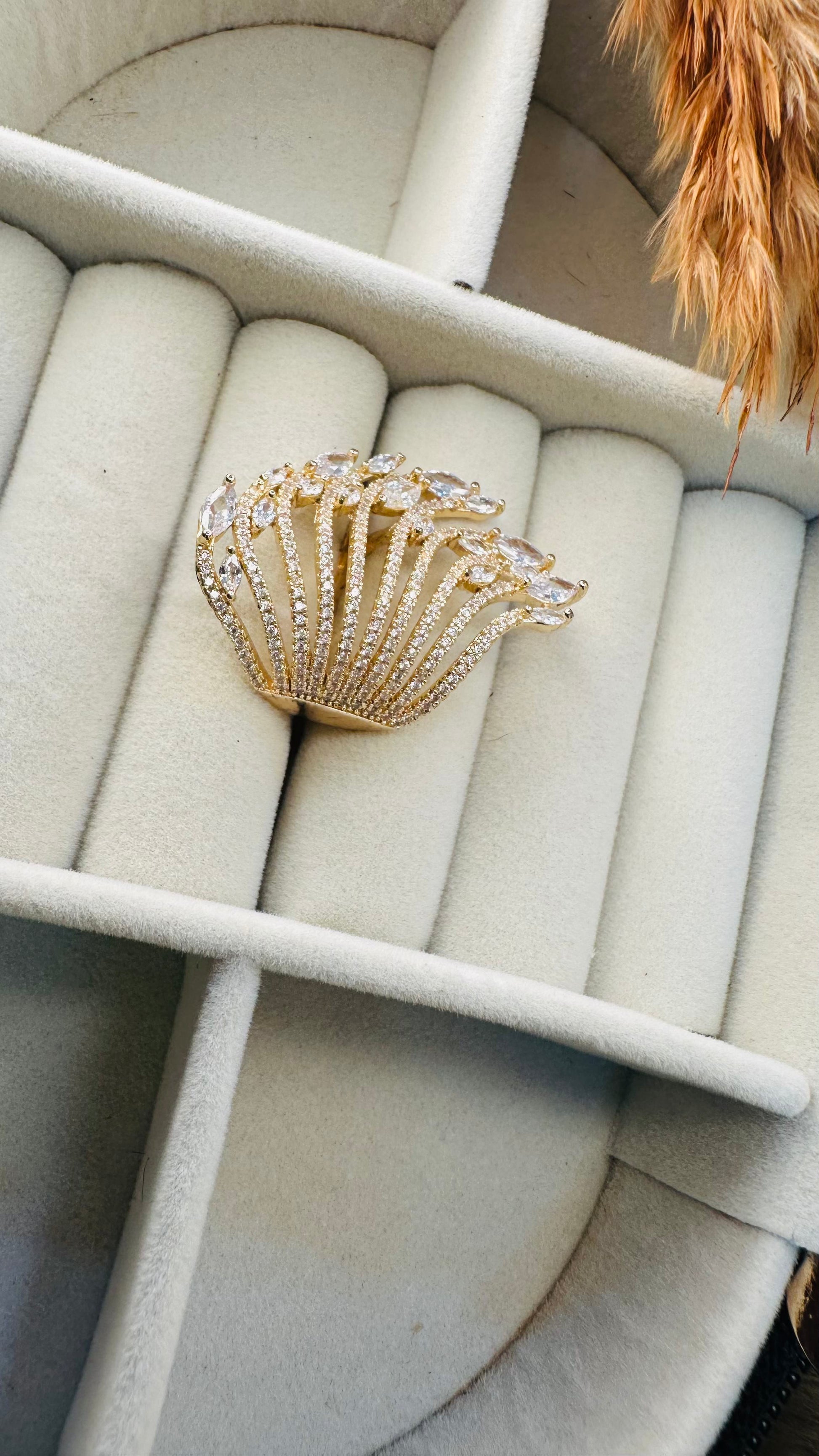 Gold openwork marquise cz ring