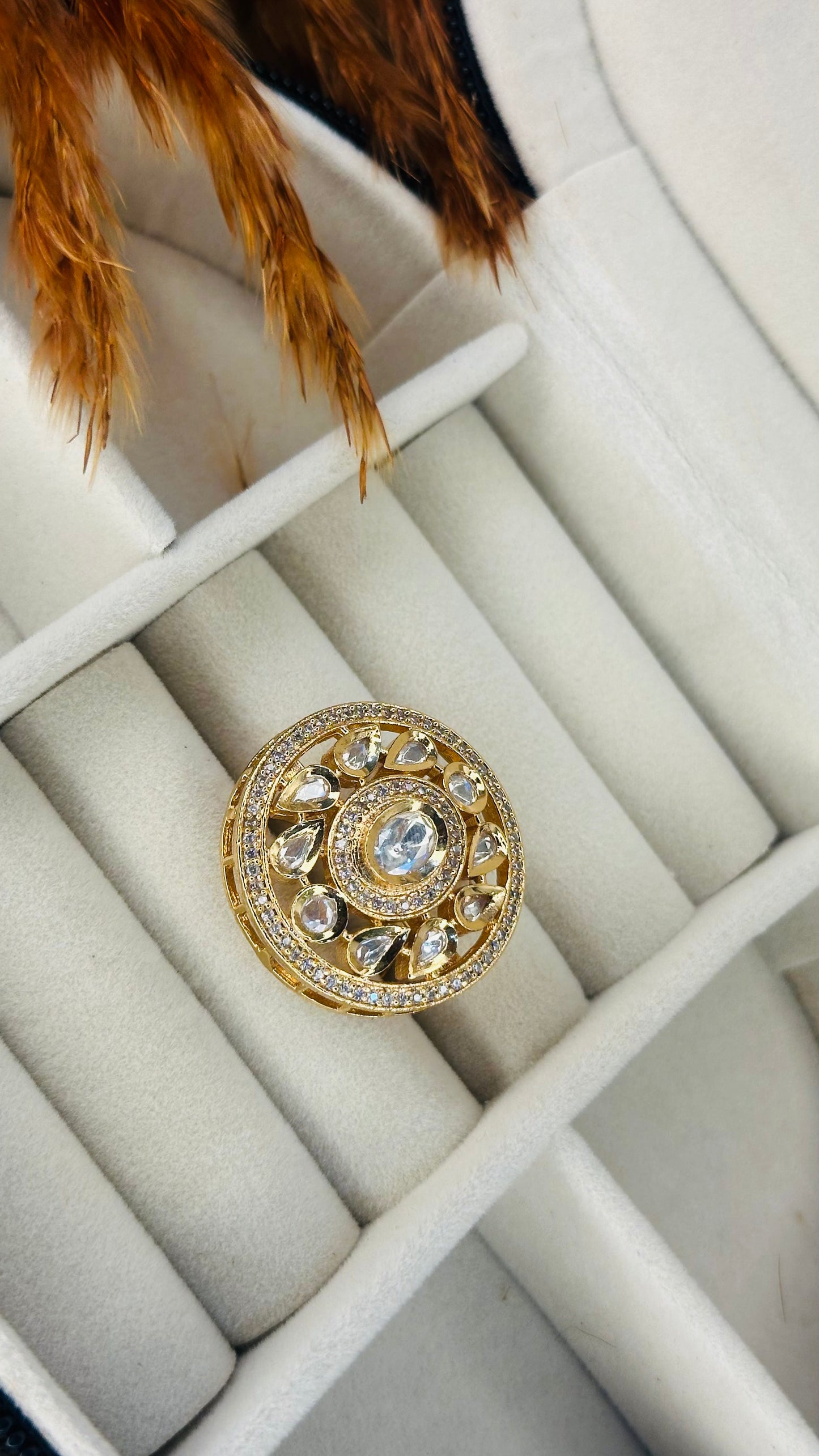 Oversized kundan engagement party ring