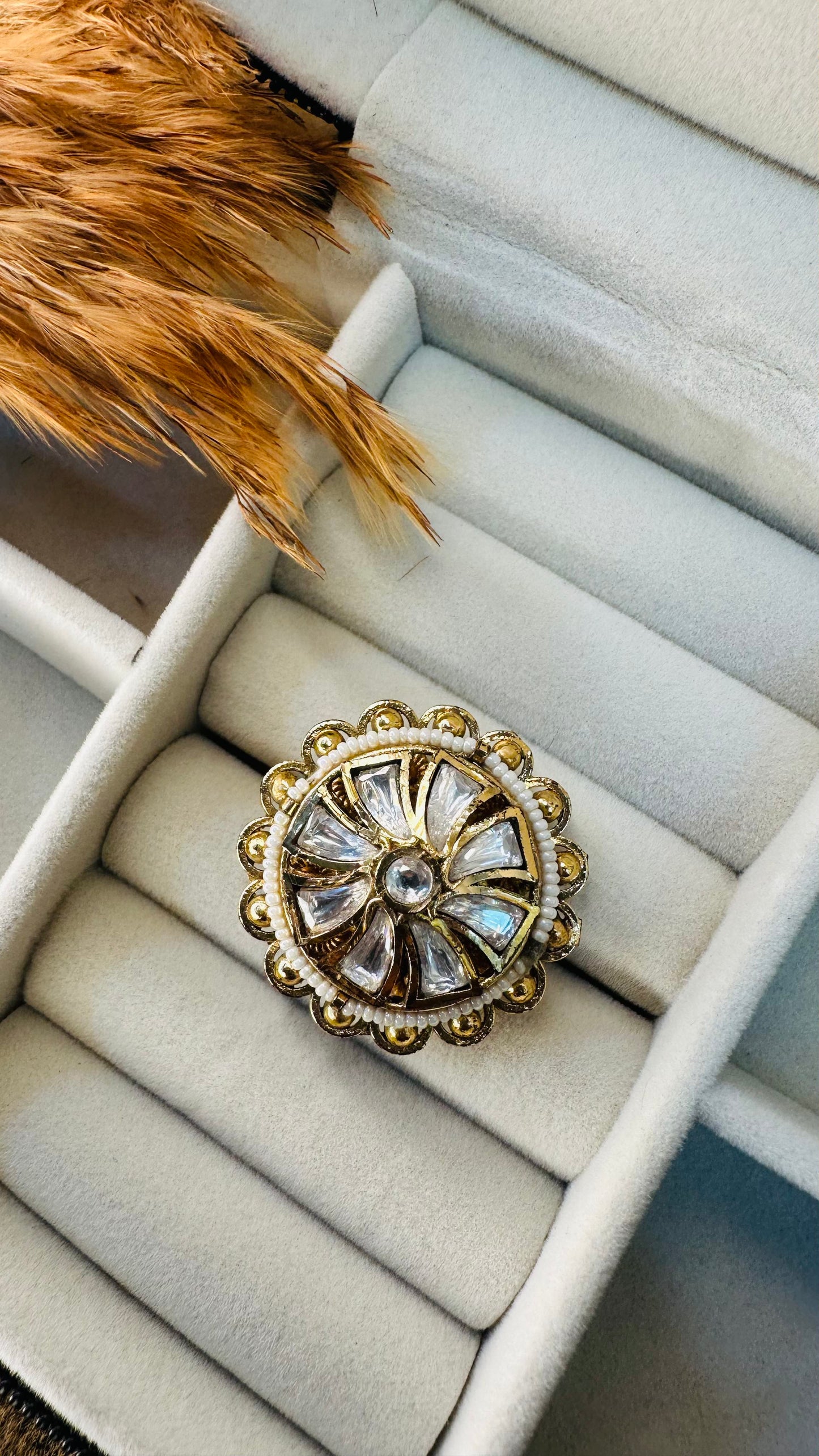 Side view kundan scallop ring statement