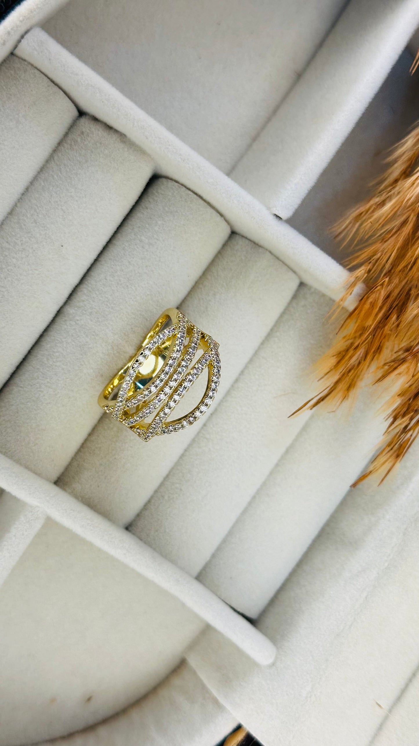 Pavé gold stackable criss cross ring