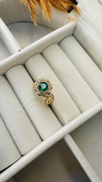 Festive regal emerald kundan gold ring