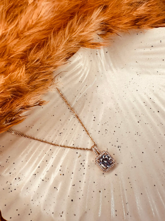 Solitaire Pendant Necklace – Rose Gold Crystal Chain for Women