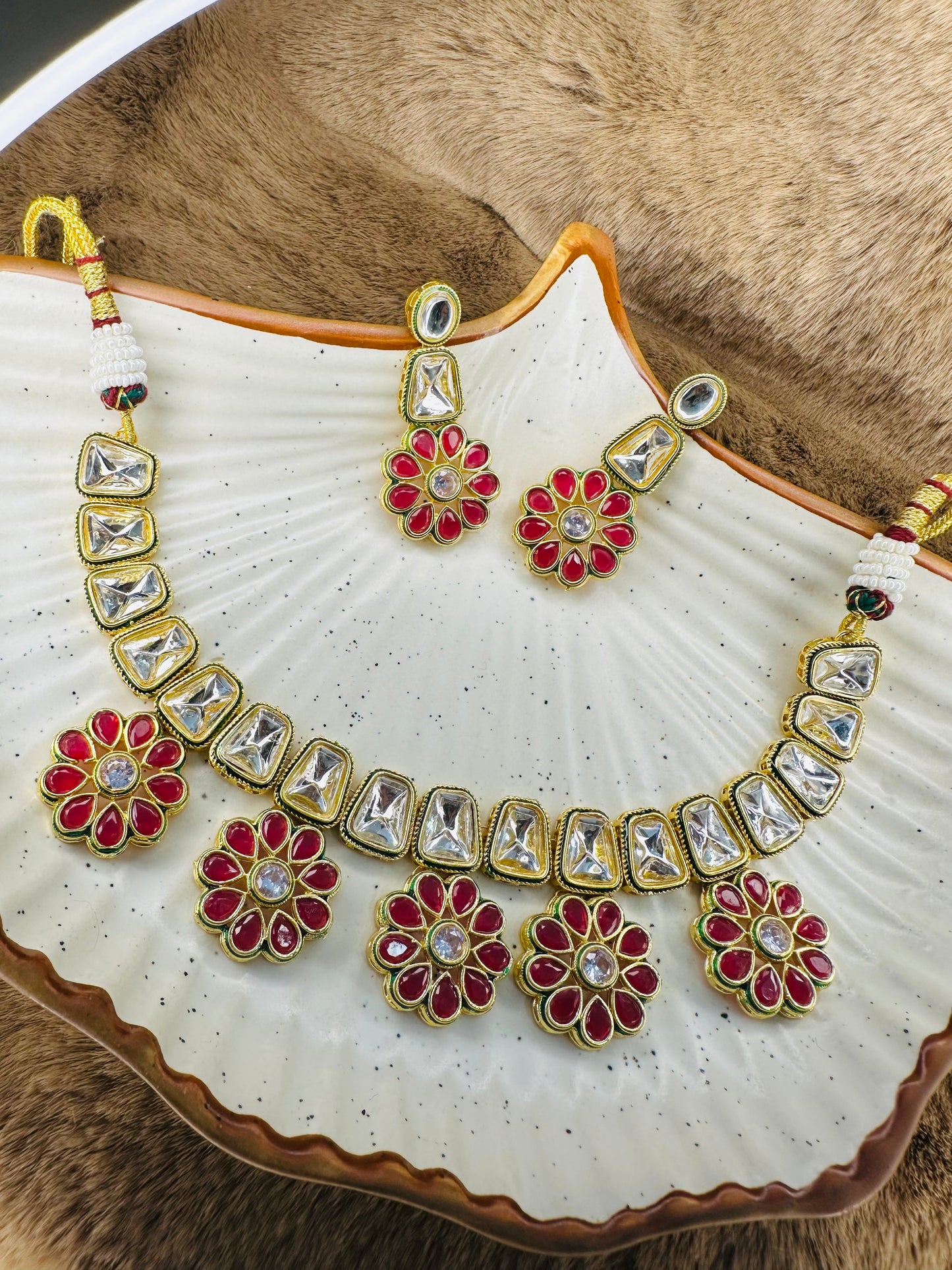 HeyBae Kundan Red Flower Necklace Set with Earrings – Ethnic Bridal Jewellery